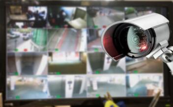 come collegare una telecamera di sicurezza a un televisore